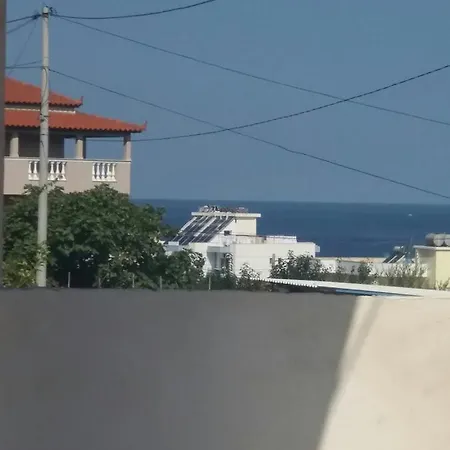 Apartment Adriatik Ruci *